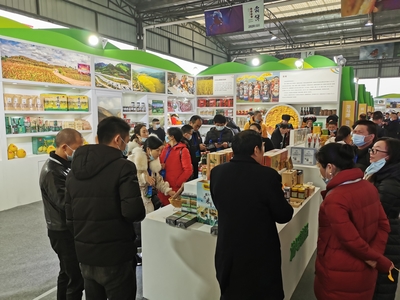 【瀘州】龍馬潭區:線上線下齊發力 鄉賢助力中國(瀘州)第五屆農產品交易博覽會